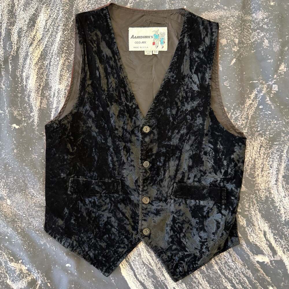 Aaardvark's Odd Ark Vintage Black Crushed Velvet Button-Down Vest Whimsigoth